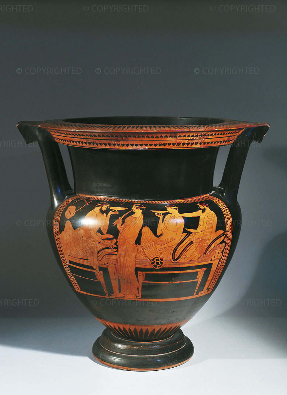 Columned red-figure krater